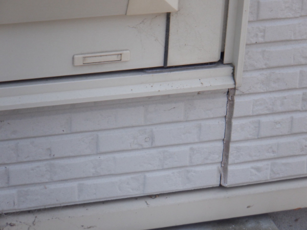 久留米市K様_施工前シーリング