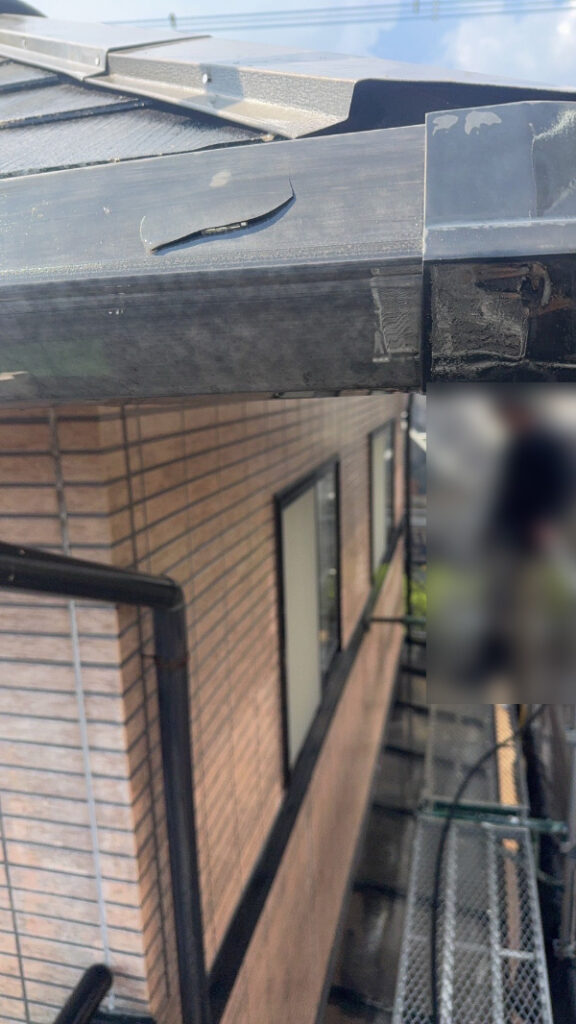 久留米市S様_雨樋破損