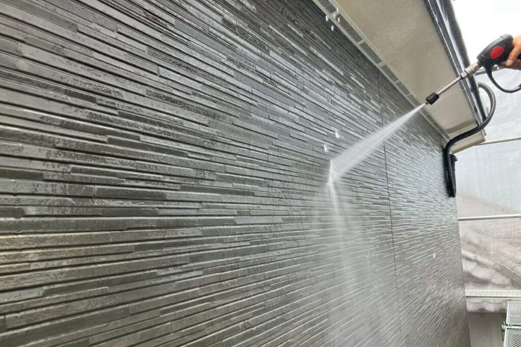 福岡県朝倉市U様①|高圧洗浄・シーリング_外壁洗浄アイキャッチ