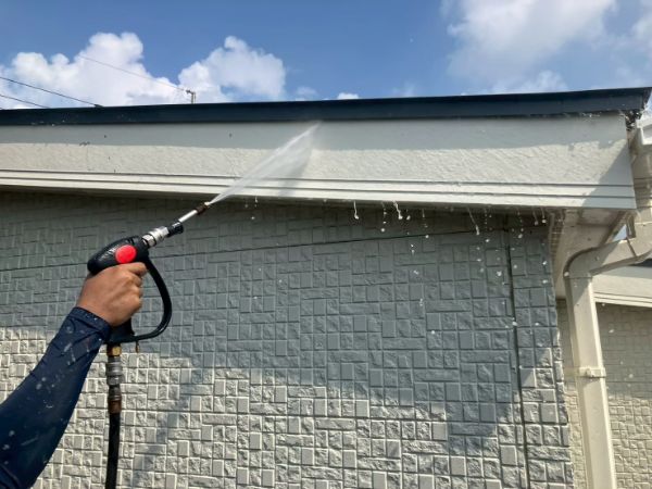 福岡県八女市O様邸-外壁塗装-高圧洗浄1