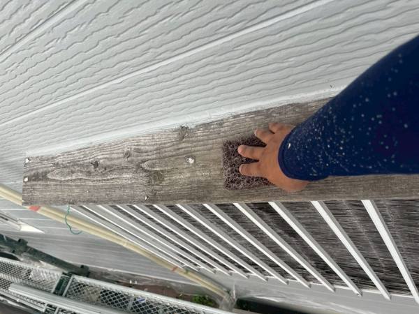 福岡県筑後市H様邸-付帯部塗装-ケレン作業2