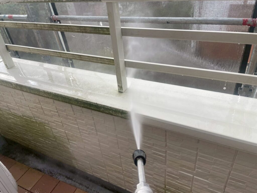 福岡県筑後市K様邸-高圧洗浄-ベランダ2